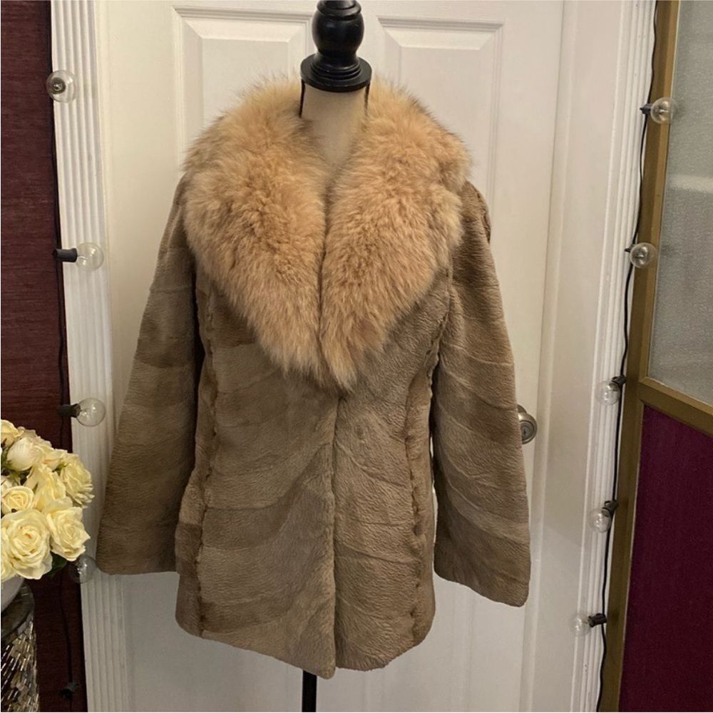 Luxurious Tan Real Fur Coat, M